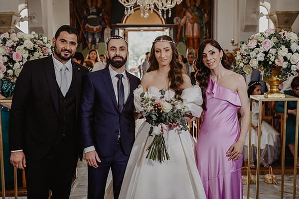 lovely-spring-wedding-limassol-romantic-flowers_17