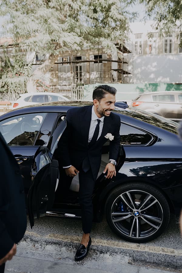 lovely-summer-wedding-nicosia-white-roses_04x