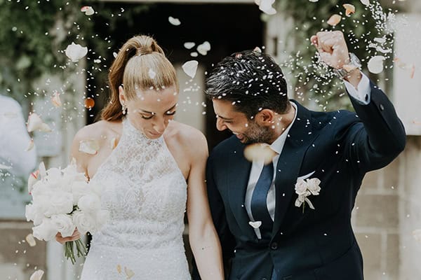 lovely-summer-wedding-nicosia-white-roses_14