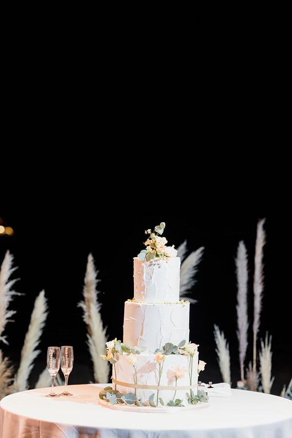 lovely-wedding-decoration-colorful-flowers-aetherial-pampas-grass_29