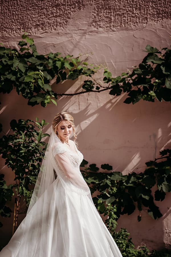 lovely-wedding-thessaloniki-white-callas-gold-details_06