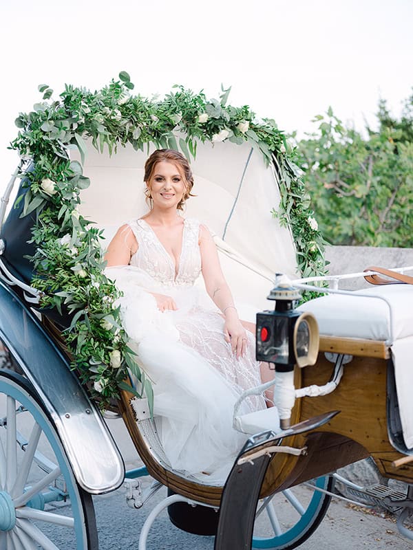 off-white-summer-wedding-spetses-romantic-hydrangeas-roses_35