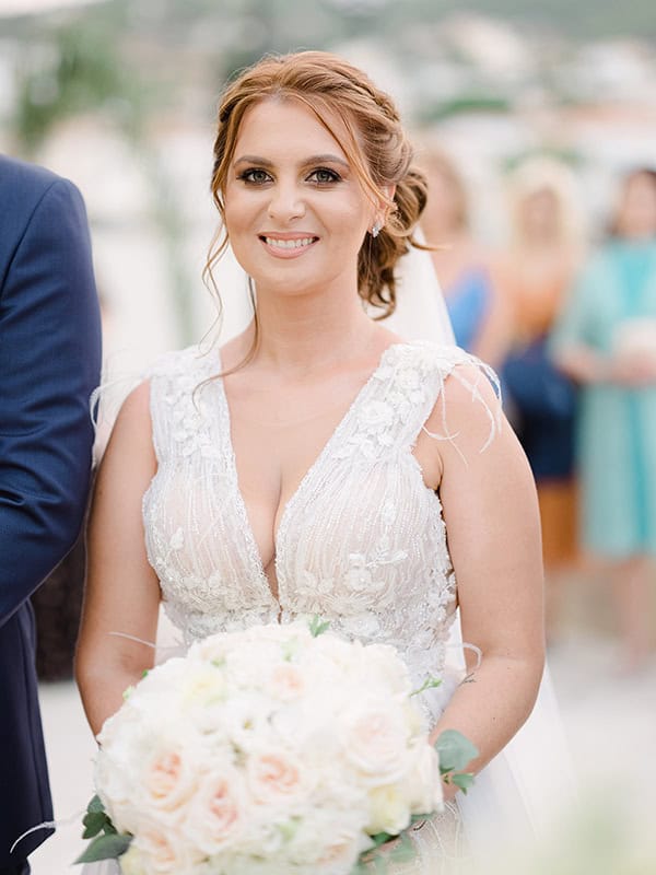 off-white-summer-wedding-spetses-romantic-hydrangeas-roses_38x