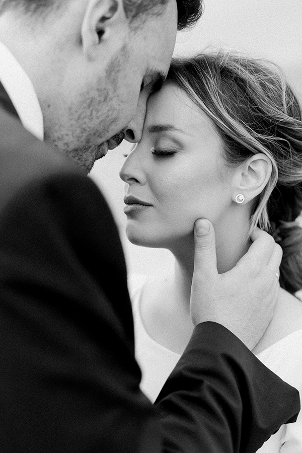 romantic-fall-wedding-kefalonia-white-callas-orchids_29