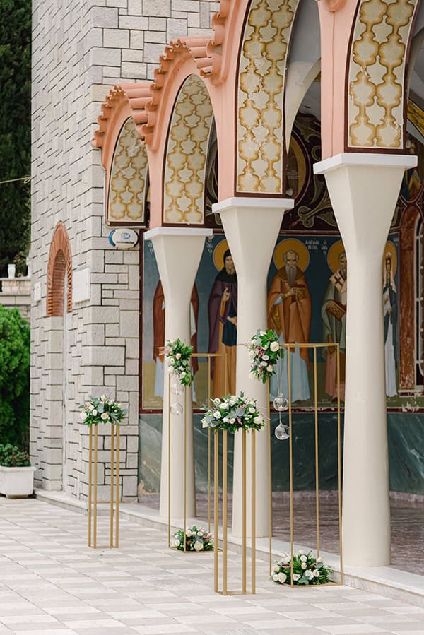 romantic-fall-wedding-nafpaktos-lisianthus-roses_36