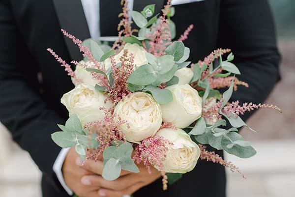 romantic-fall-wedding-nafpaktos-lisianthus-roses_39x
