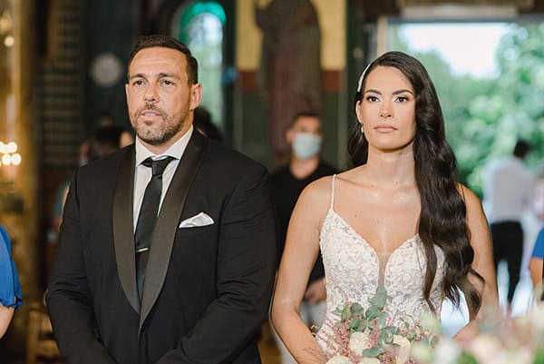 romantic-fall-wedding-nafpaktos-lisianthus-roses_45x