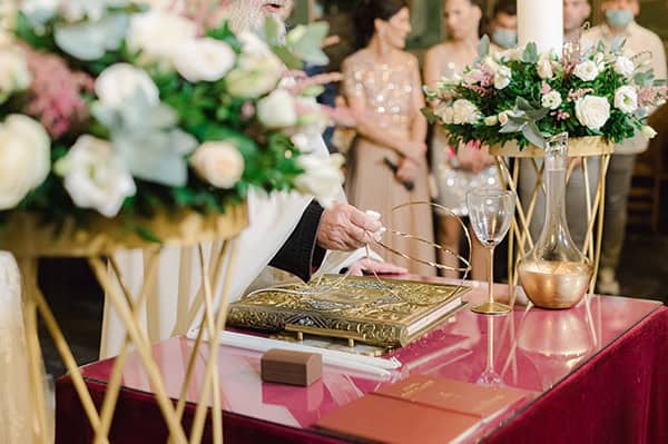 romantic-fall-wedding-nafpaktos-lisianthus-roses_48