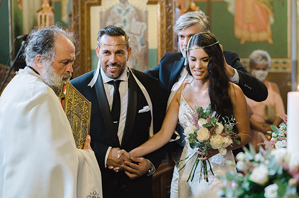 romantic-fall-wedding-nafpaktos-lisianthus-roses_54