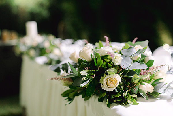 romantic-fall-wedding-nafpaktos-lisianthus-roses_64