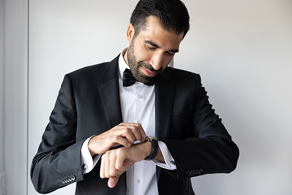 romantic-summer-wedding-athens-total-white-hydrangeas-orchids_13