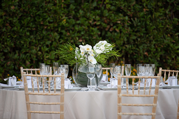 romantic-summer-wedding-athens-total-white-hydrangeas-orchids_25