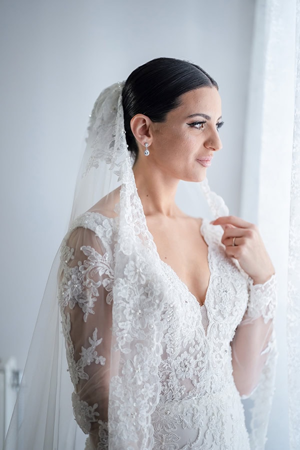 romantic-winter-wedding-lush-baby-breath_06