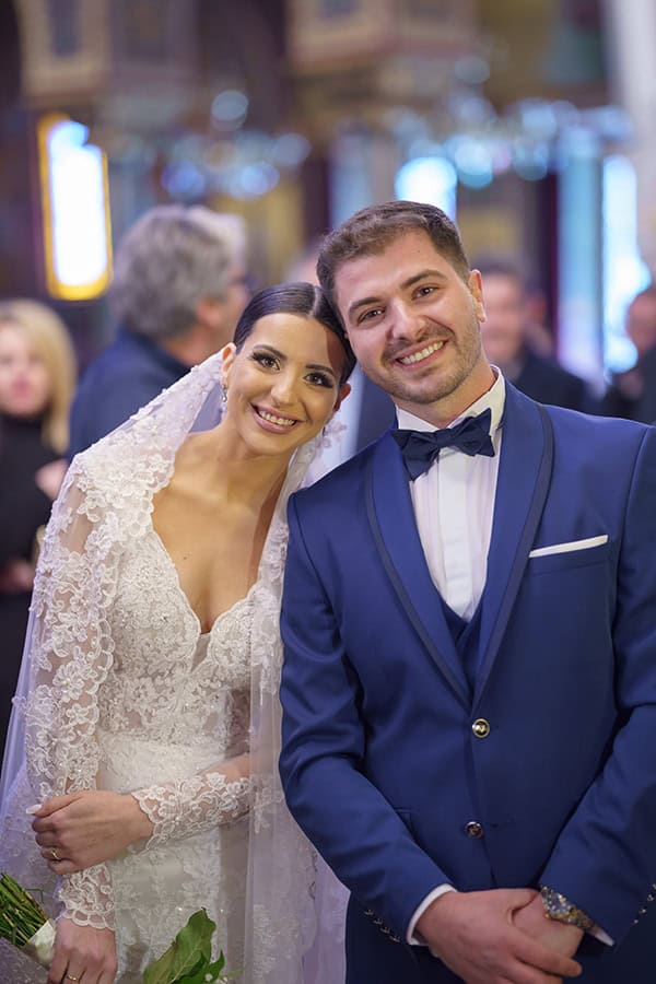 romantic-winter-wedding-lush-baby-breath_12