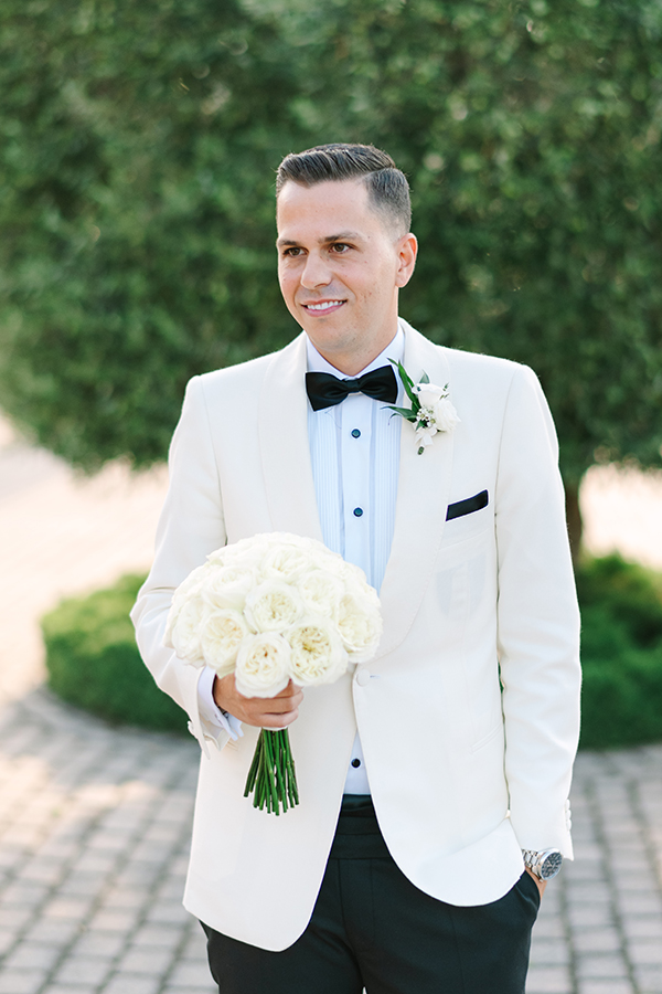 summer-wedding-athens-romantic-peonies-roses-pastel-hues_17