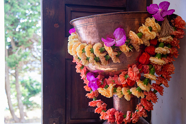 summer-wedding-baptism-tinos-island-colorful-flowers-vivid-mexican-mood_18x