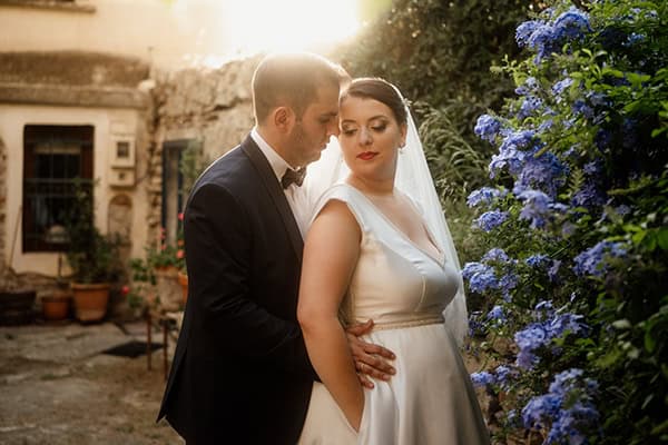 summer-wedding-drama-astilbe-roses_01