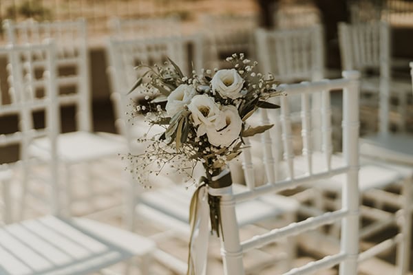 beautiful-summer-wedding-athens-white-blooms-lush-olive-leaves_11