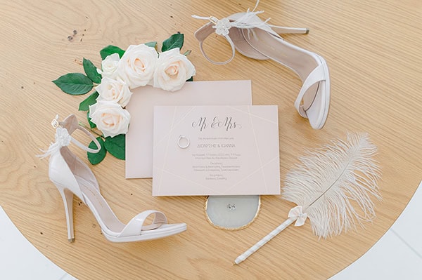 beautiful-summer-wedding-patra-romantic-white-florals_09