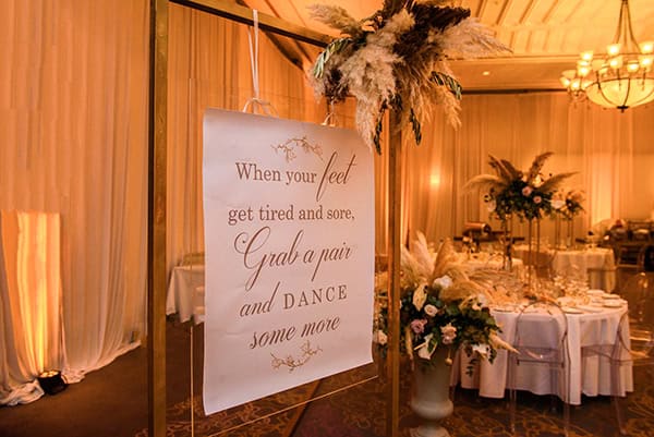 boho-fall-wedding-nicosia-pampas-grass-roses-pastel-tones_23