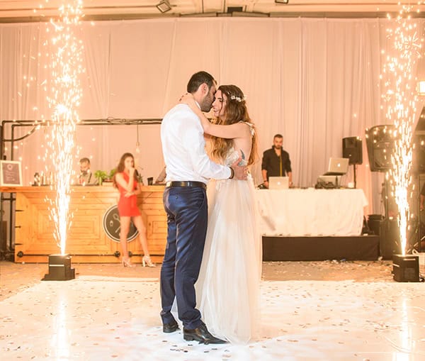 boho-fall-wedding-nicosia-pampas-grass-roses-pastel-tones_26