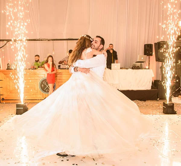 boho-fall-wedding-nicosia-pampas-grass-roses-pastel-tones_27