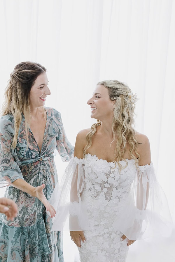 boho-summer-wedding-chania-florals-vivid-orange-tones-pampas-grass_09