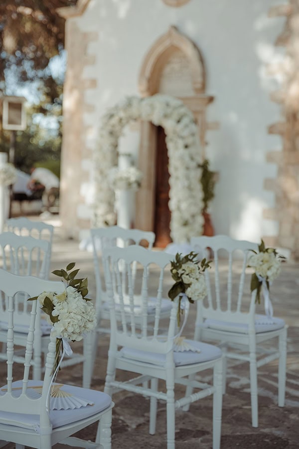 chic-summer-wedding-chania-white-peonies-hydrangeas_10