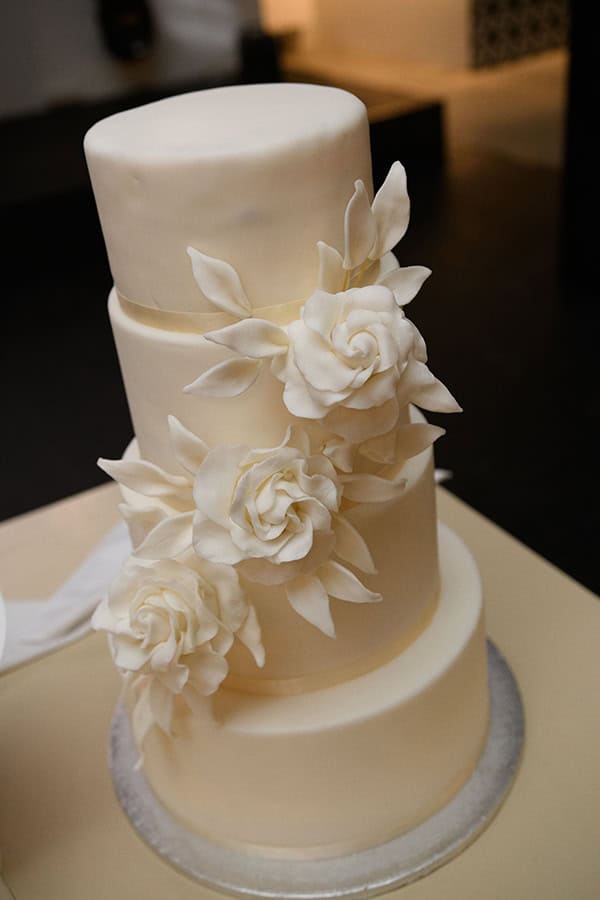 chic-summer-wedding-chania-white-peonies-hydrangeas_19