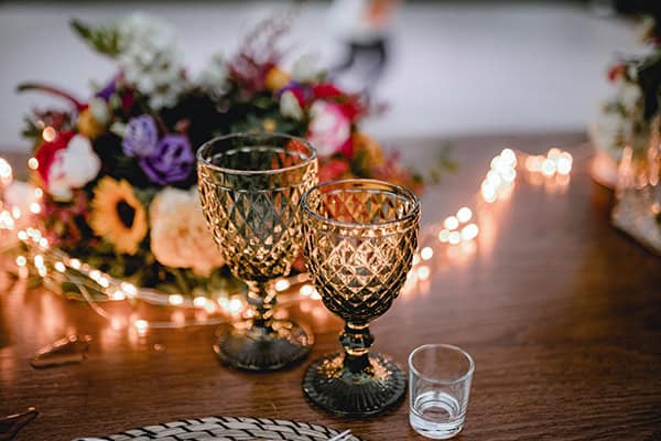 colorful-fall-wedding-athens-chrysanthemum-sunflowers_25