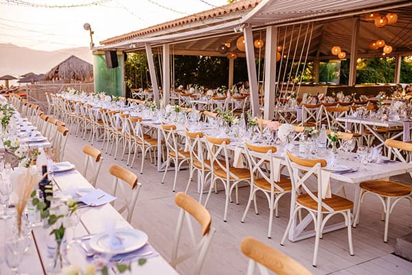 lovely-fall-wedding-galazia-akti-white-hydrangeas-somon-anthurium_30