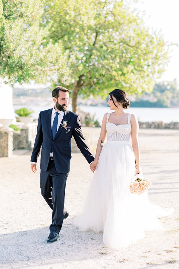 lovely-summer-wedding-corfu-romantic-florals-peach-light-blues-hues_01
