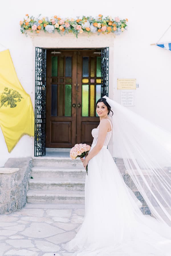 lovely-summer-wedding-corfu-romantic-florals-peach-light-blues-hues_02x