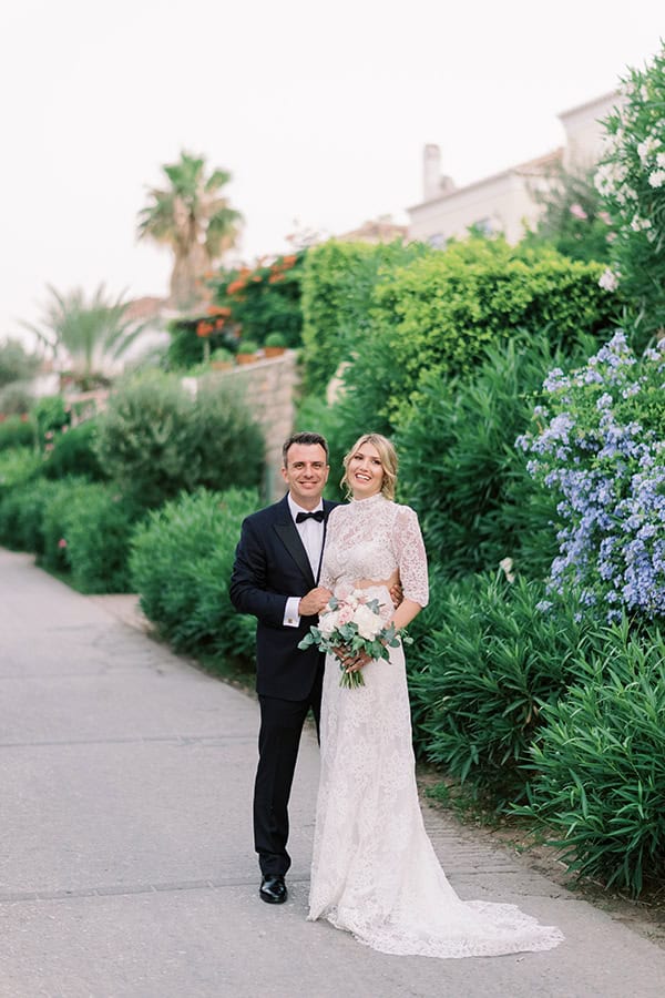 lovely-summer-wedding-spetses-romantic-peonies-roses_04