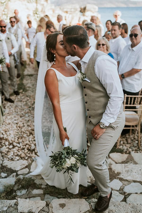 outdoor-summer-wedding-corfu-white-blooms-lush-olive-leaves_29