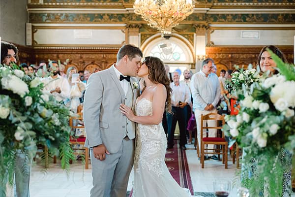 romantic-fall-wedding-kefalonia-eucalyptus-white-flowers_16