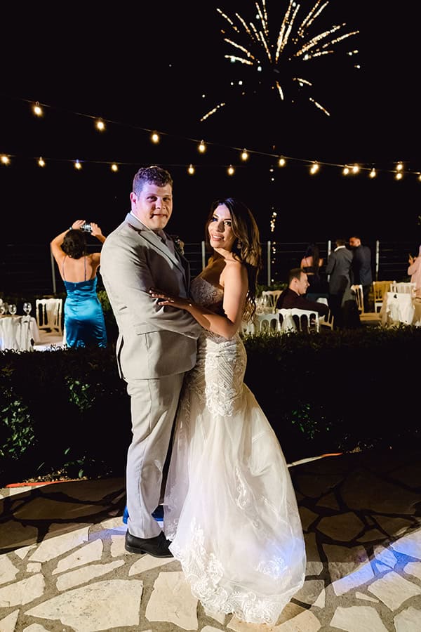 romantic-fall-wedding-kefalonia-eucalyptus-white-flowers_32