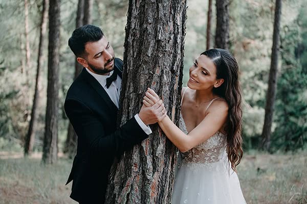 romantic-next-day-session-natural-backdrop_05