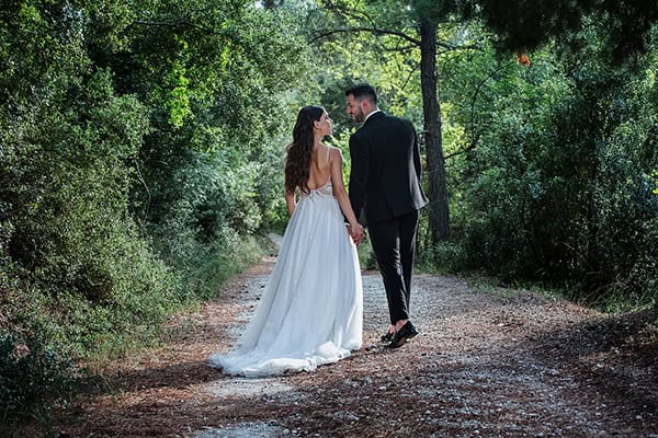 romantic-next-day-session-natural-backdrop_11x