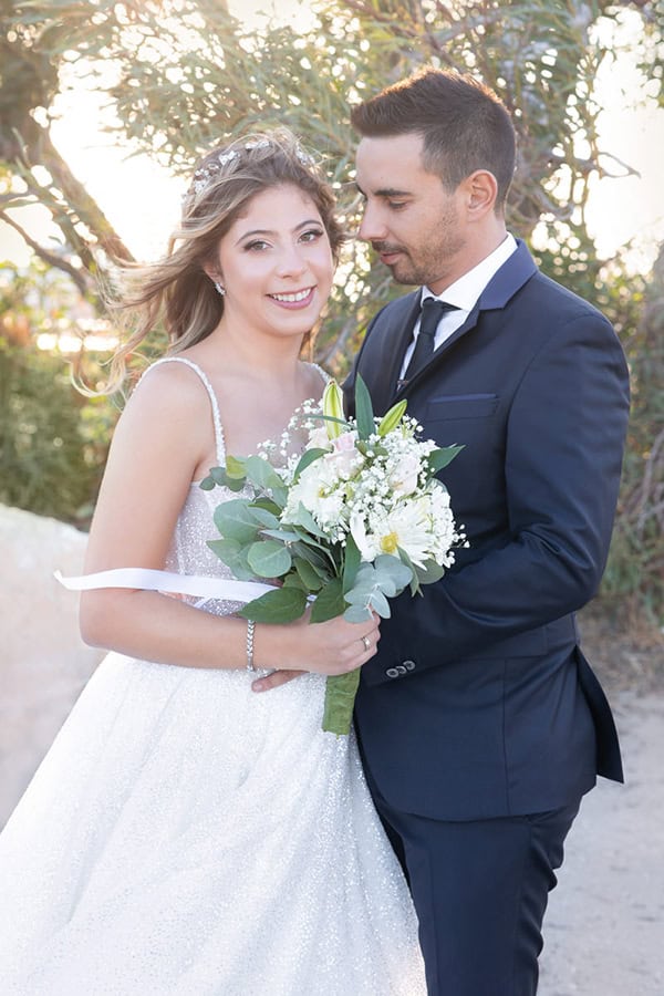 romantic-summer-wedding-athens-roses-orchids_01