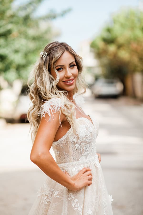 romantic-summer-wedding-athens-white-hydrangeas-lush-greenery_09