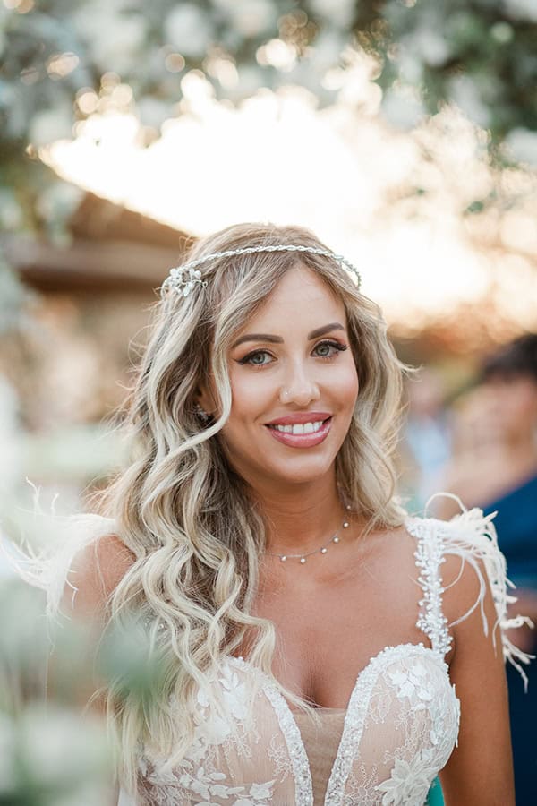 romantic-summer-wedding-athens-white-hydrangeas-lush-greenery_18