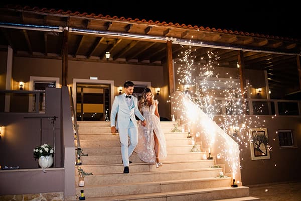 romantic-summer-wedding-athens-white-hydrangeas-lush-greenery_29