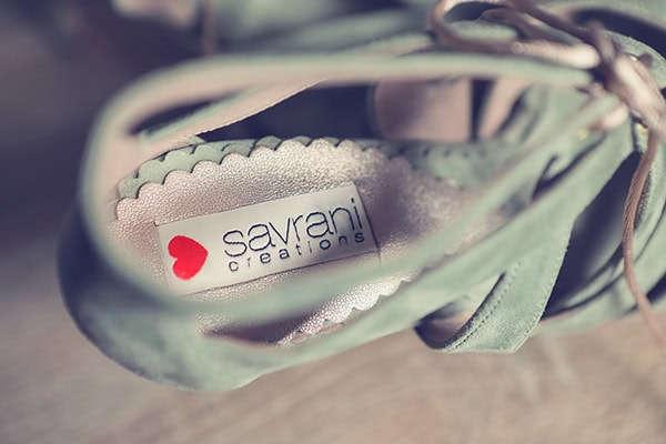 rustic-fall-wedding-athens-gorgeous-peonies-hydrangeas-earth-tones_06