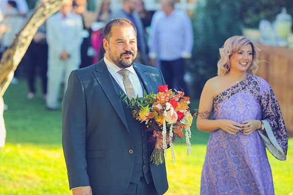 rustic-fall-wedding-athens-gorgeous-peonies-hydrangeas-earth-tones_14