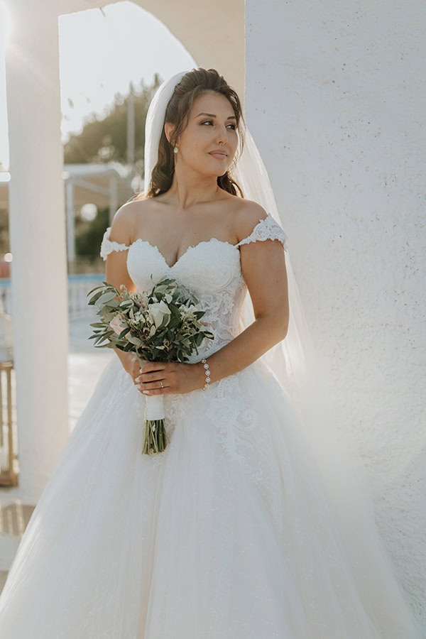 seaside-summer-wedding-kavala-olive-leaves-florals-paste-hues_11x