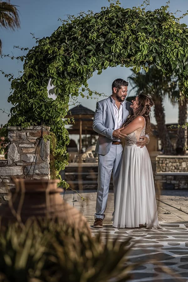 seaside-summer-wedding-naxos_18
