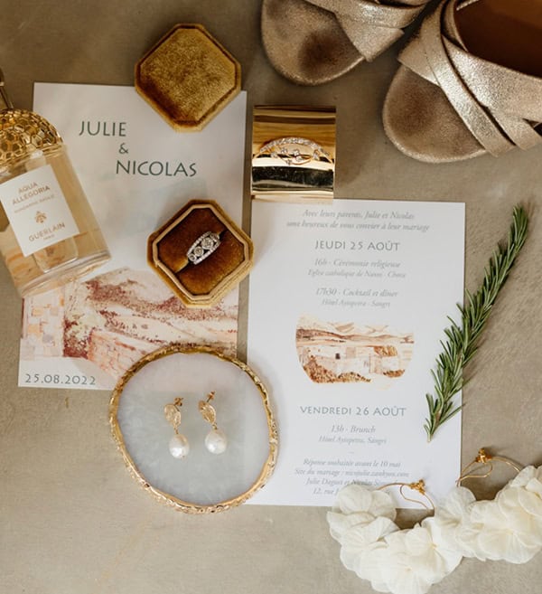 simply-chic-wedding-naxos-white-roses-olive-leaves_03