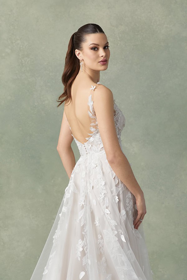 stunning-wedding-dresses-justin-alexander_02