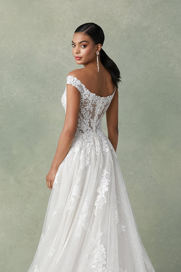 stunning-wedding-dresses-justin-alexander_10
